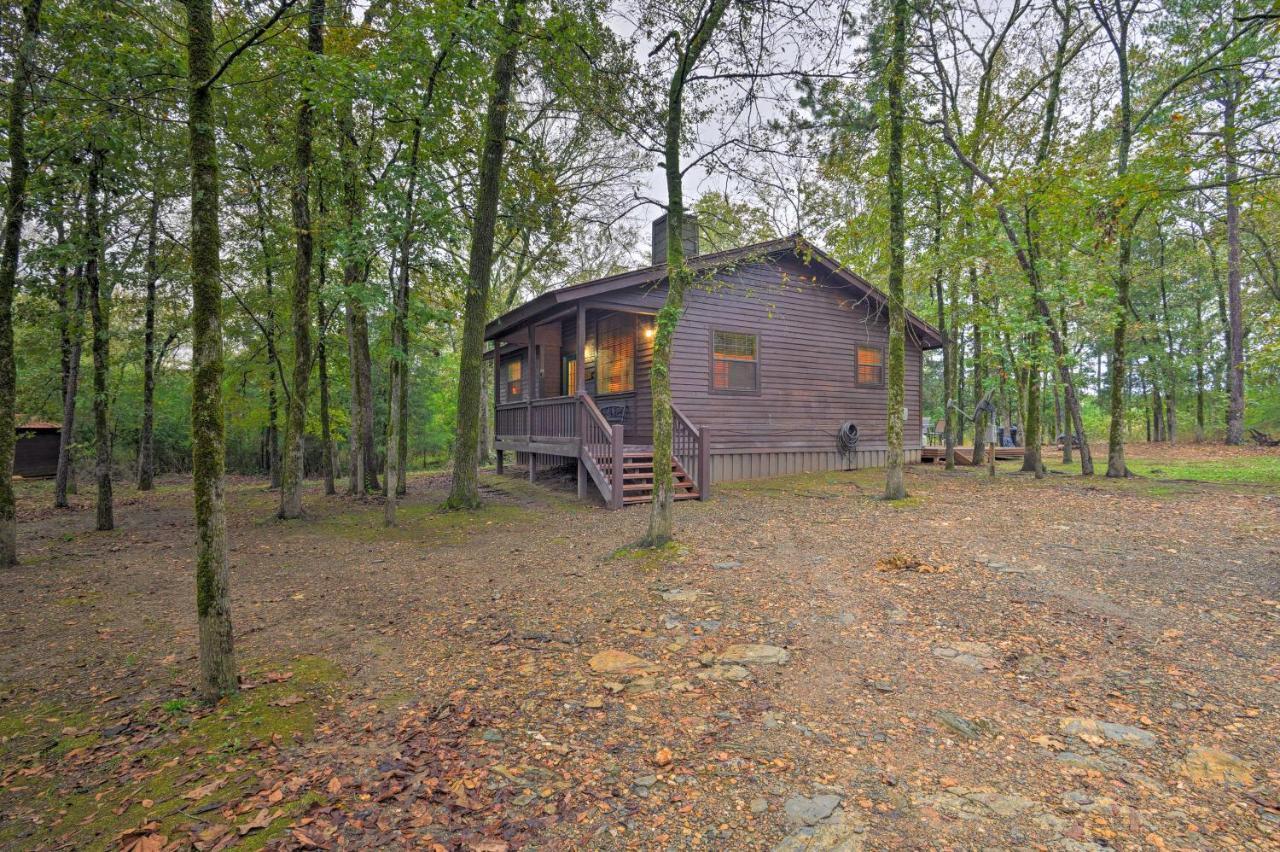 Hochatown Hideaway With Hot Tub, Grill And Fire Pit! Villa Stephens Gap ภายนอก รูปภาพ